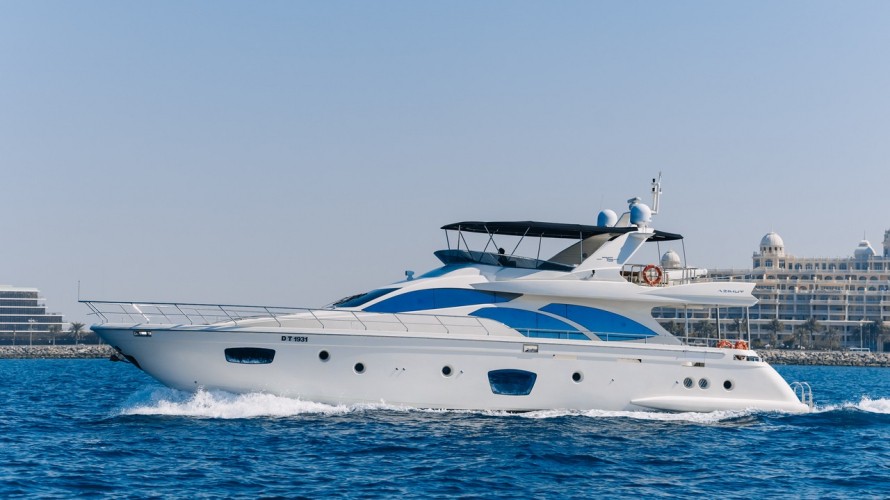 Azimut Viktoria 75 pieds - location de yacht pour fête d'entreprise à Dubai