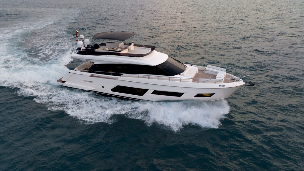 Ferretti 67ft italienische Luxusyacht romantisches Dinner Dubai