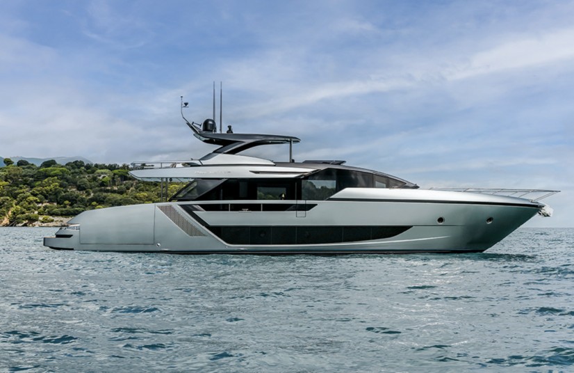 Эксклюзивная итальянская суперъяхта Riva 82 фута для девичника - до 12 гостей