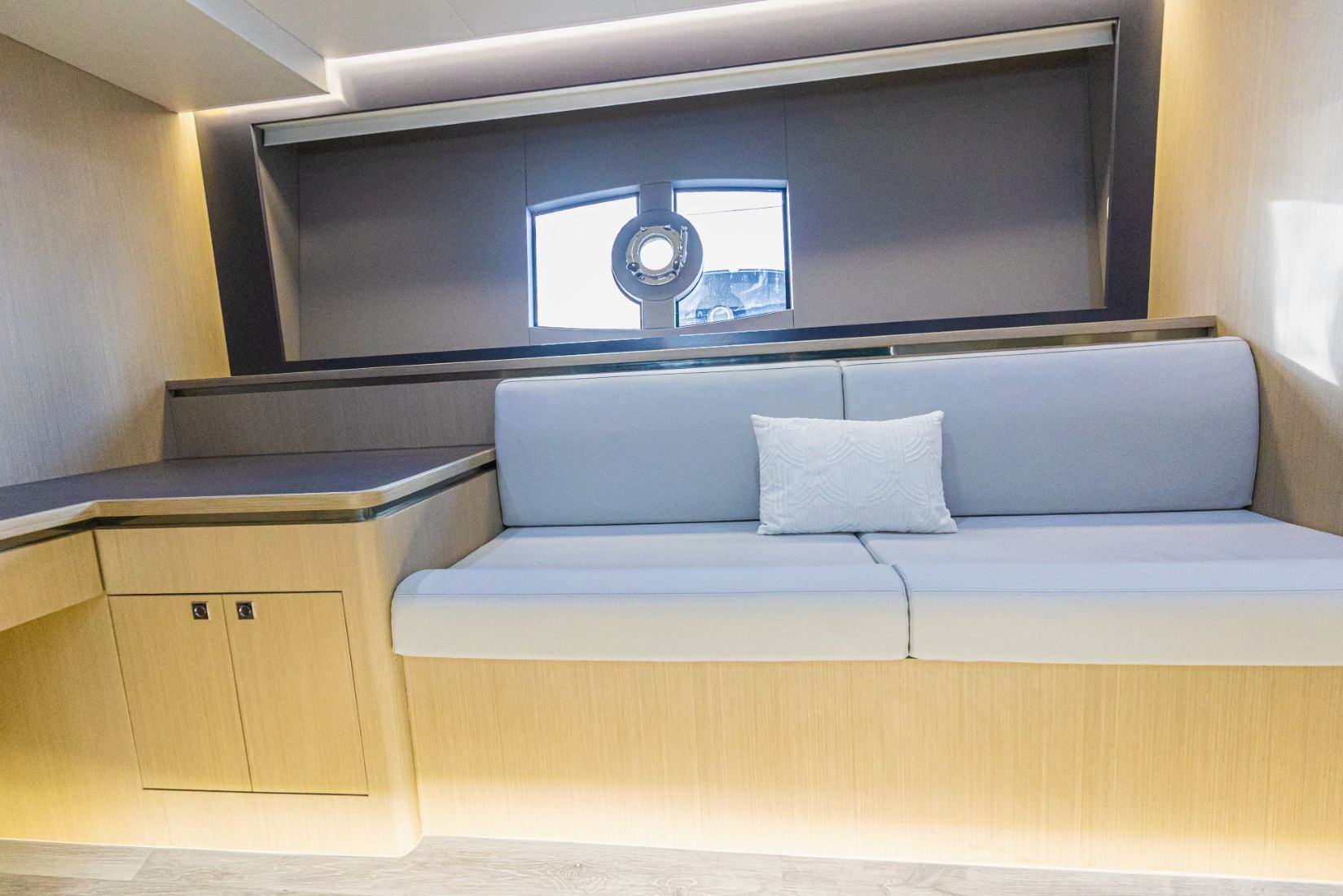 Sky Walker Axa yacht, image 7
