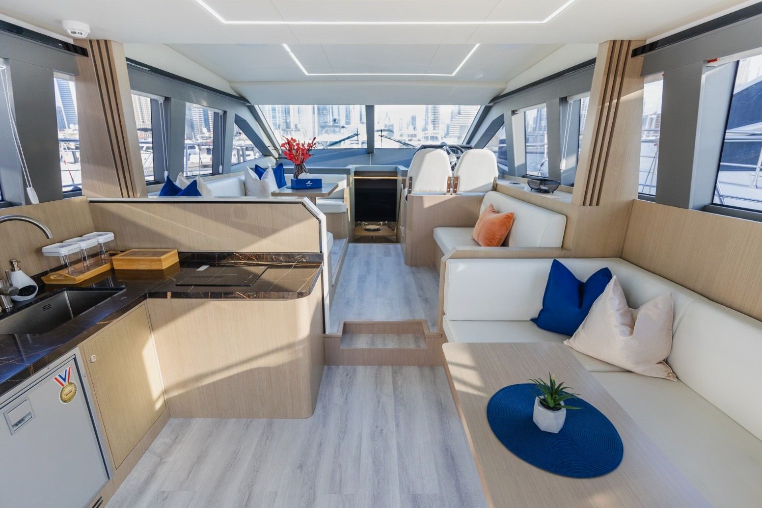 Sky Walker Ace yacht, image 4