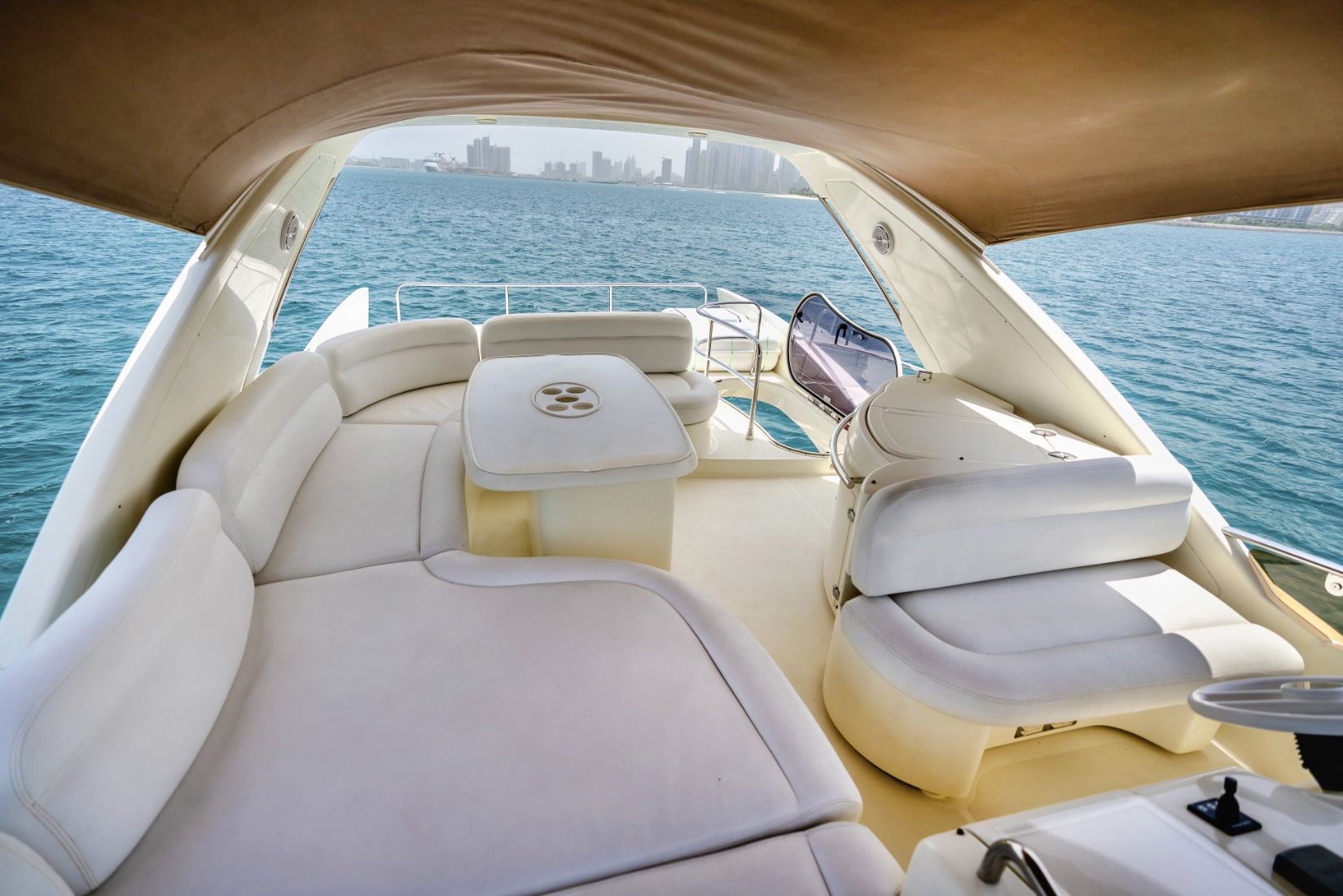 Azimut Lucky Star yacht, image 8