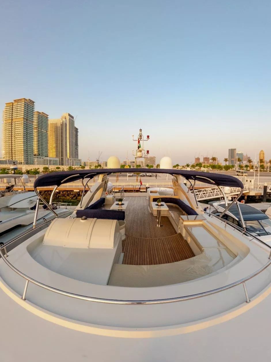 Sky Walker Kona yacht, image 9