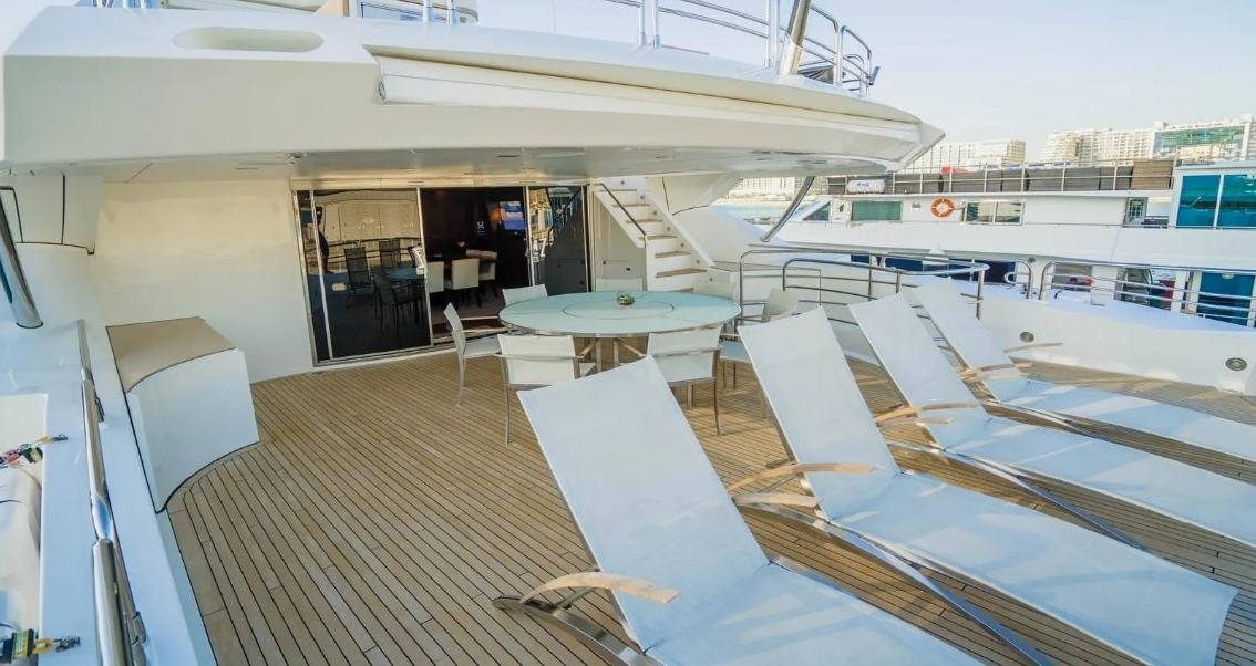 Sunseeker Lucien yacht, image 12