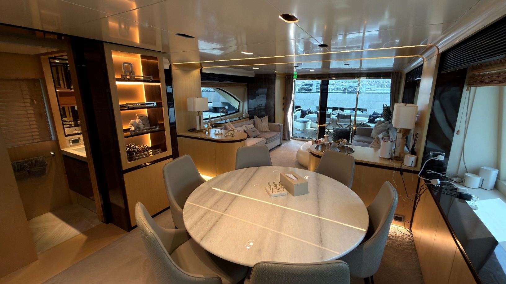 Azimut Satisfaction yacht, image 10