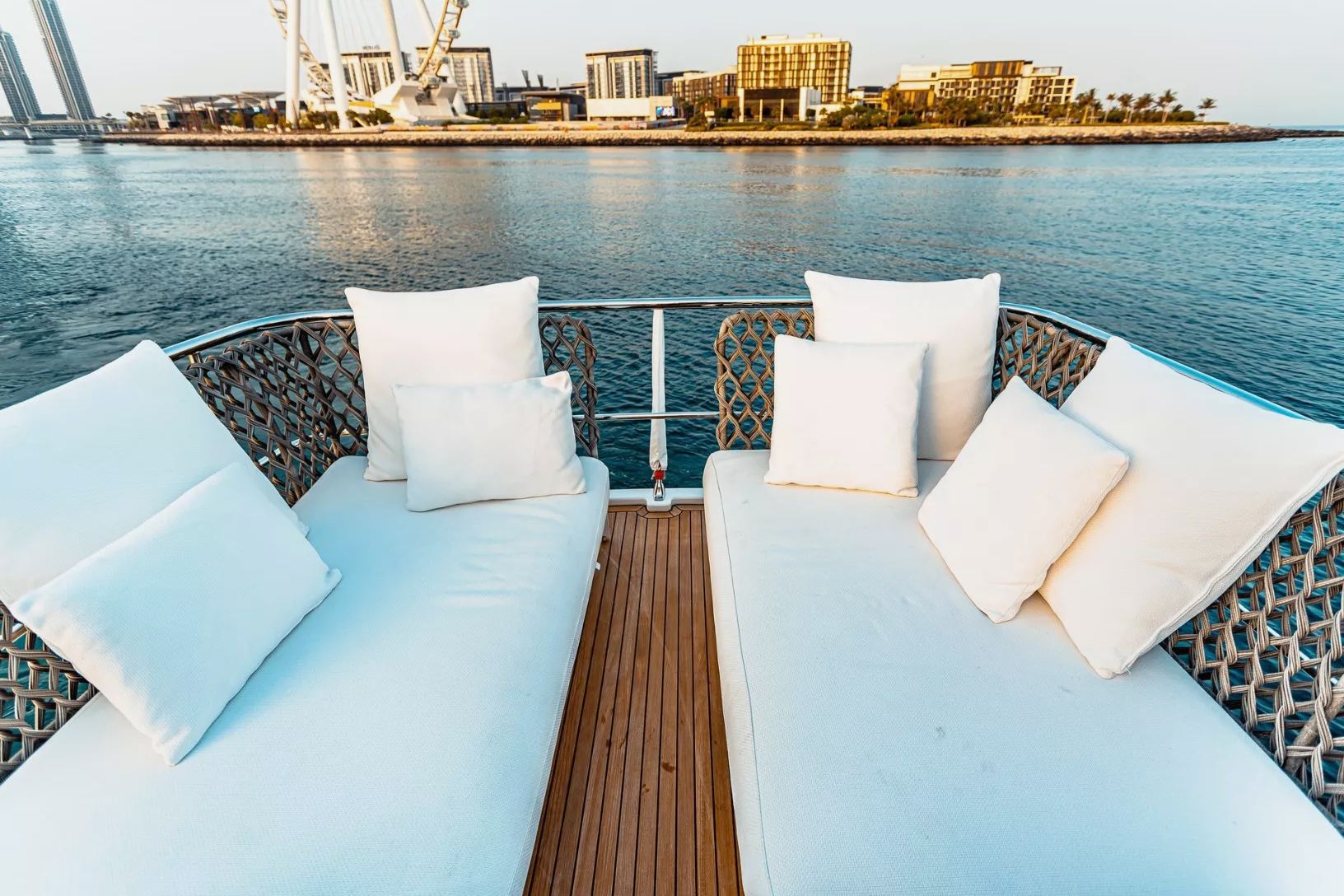 Azimut Magellano 66 ft yacht, image 5