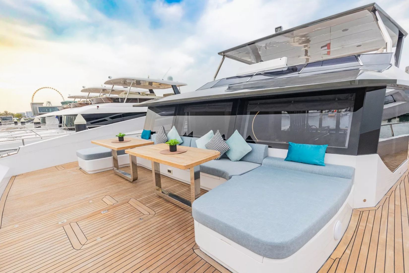 Sky Walker Infinity yacht, image 3