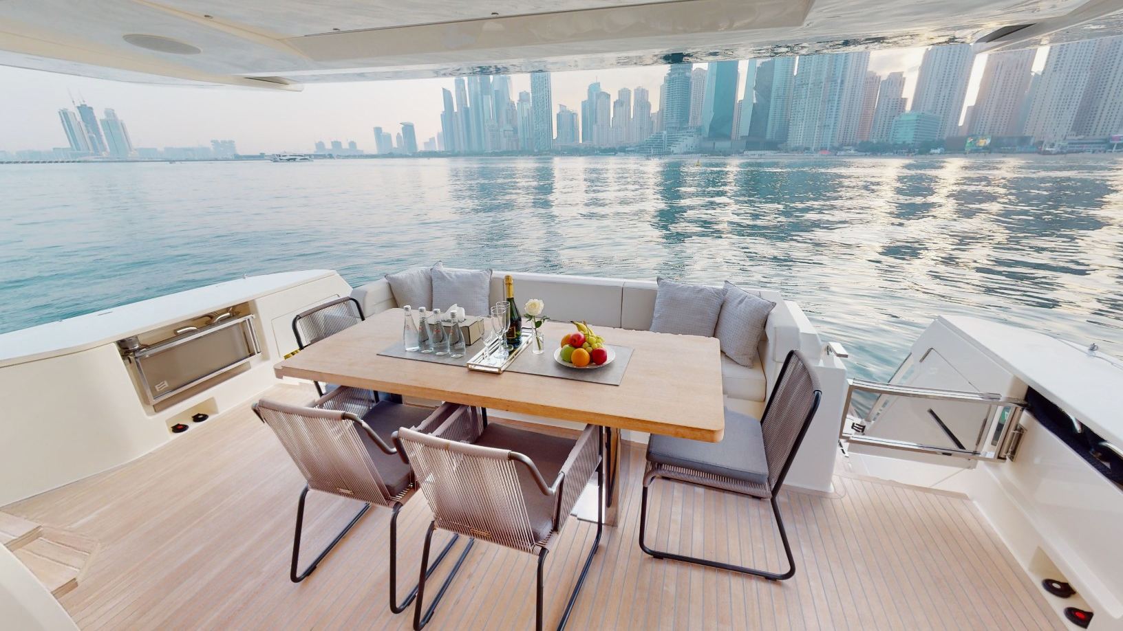 Ferretti 78 ft yacht, image 13