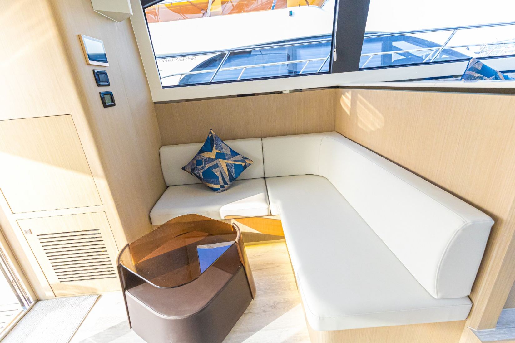 Sky Walker Axa yacht, image 6