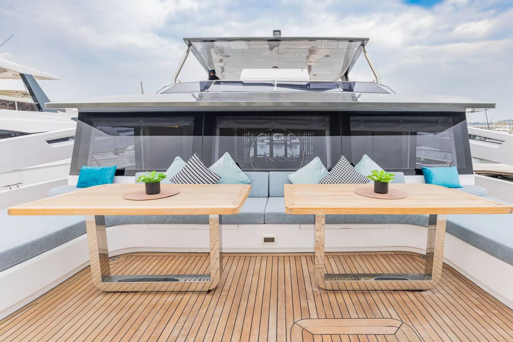 Sky Walker Infinity yacht, image 14