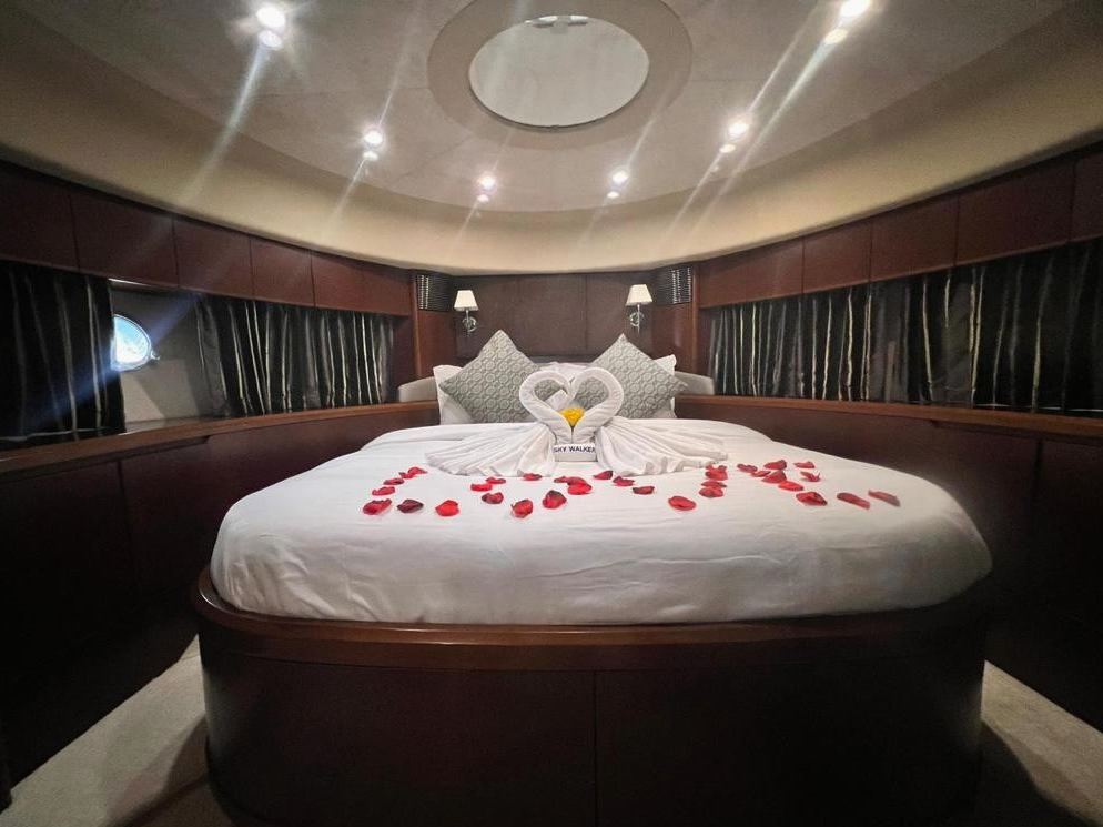 Princess Amotea yacht, image 7