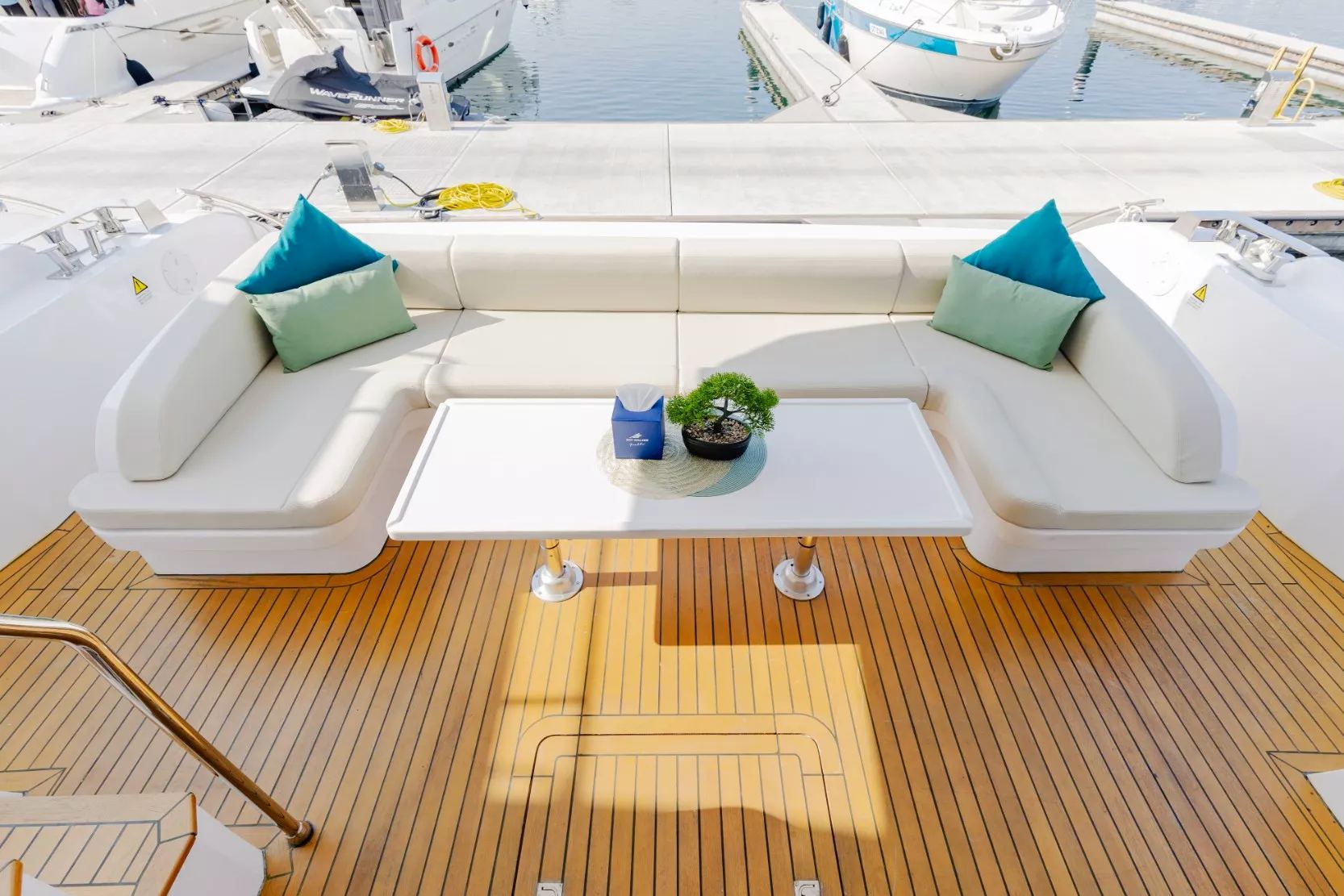 Sky Walker Gala yacht, image 2