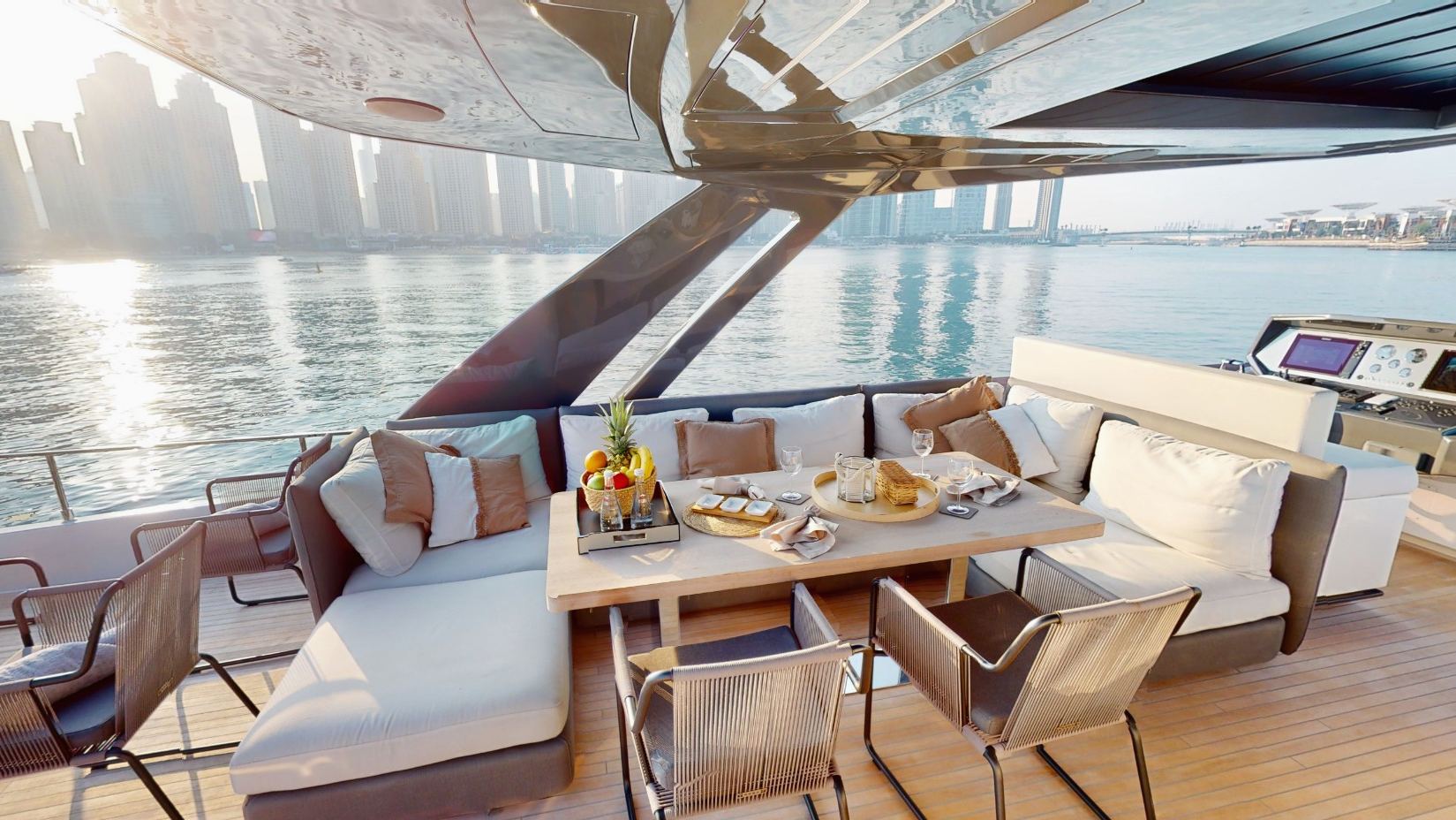 Ferretti 78 ft yacht, image 8