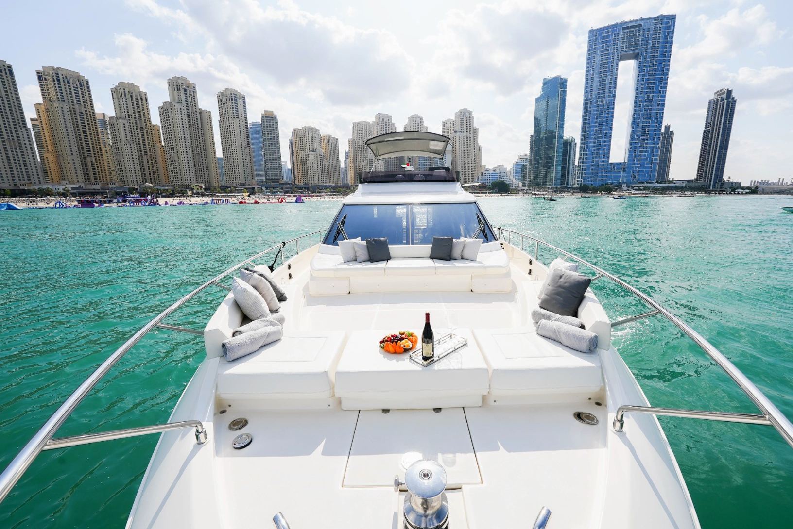 Ferretti 67 ft yacht, image 3
