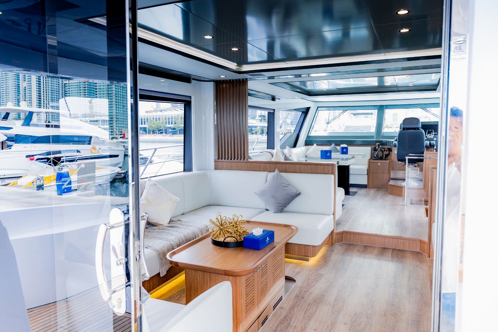 Sky Walker Amie X63 Sport yacht, image 2