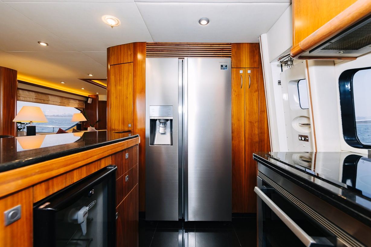 Sunseeker Why Not yacht, image 3