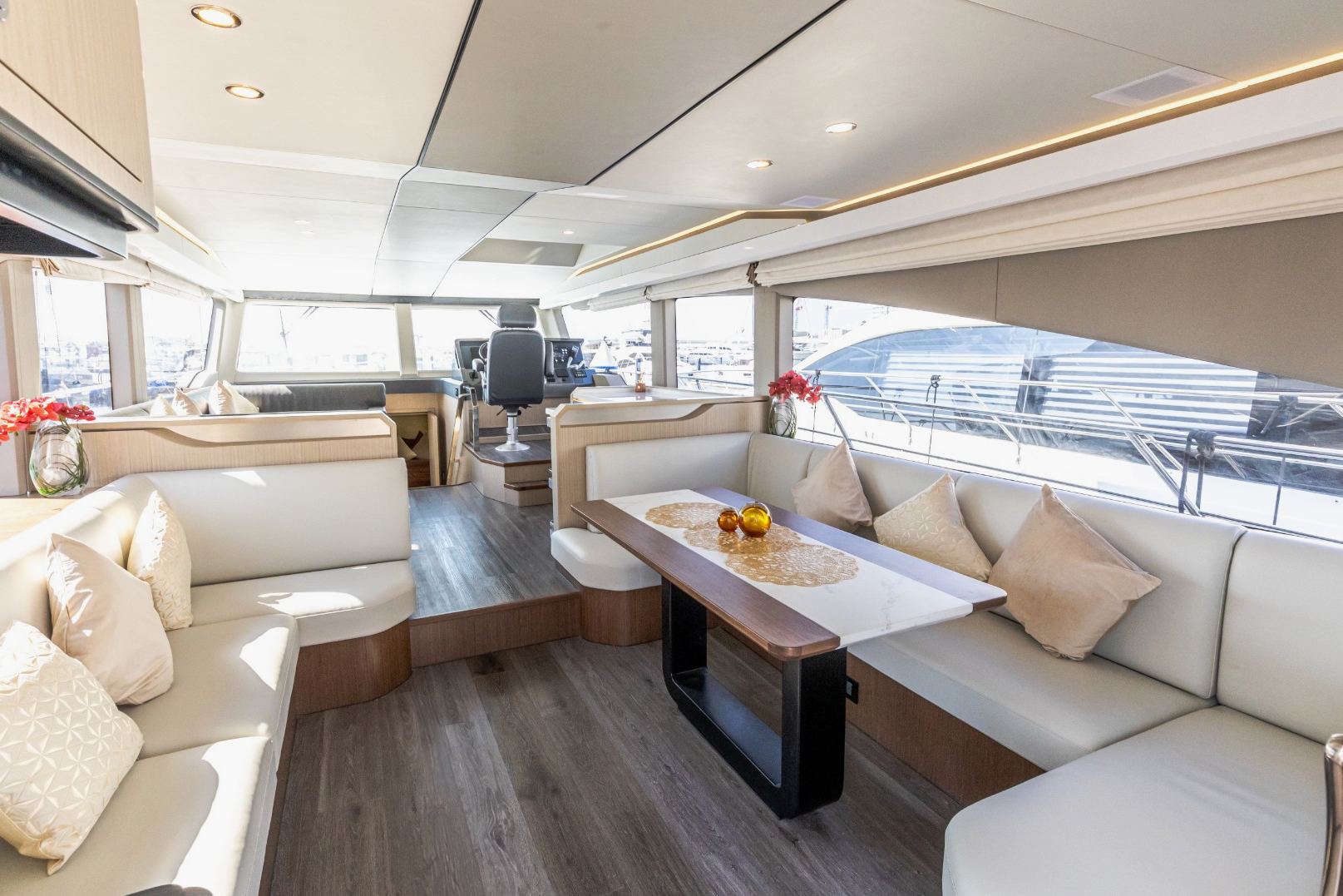 Sky Walker Fly X53 Sport yacht, image 11