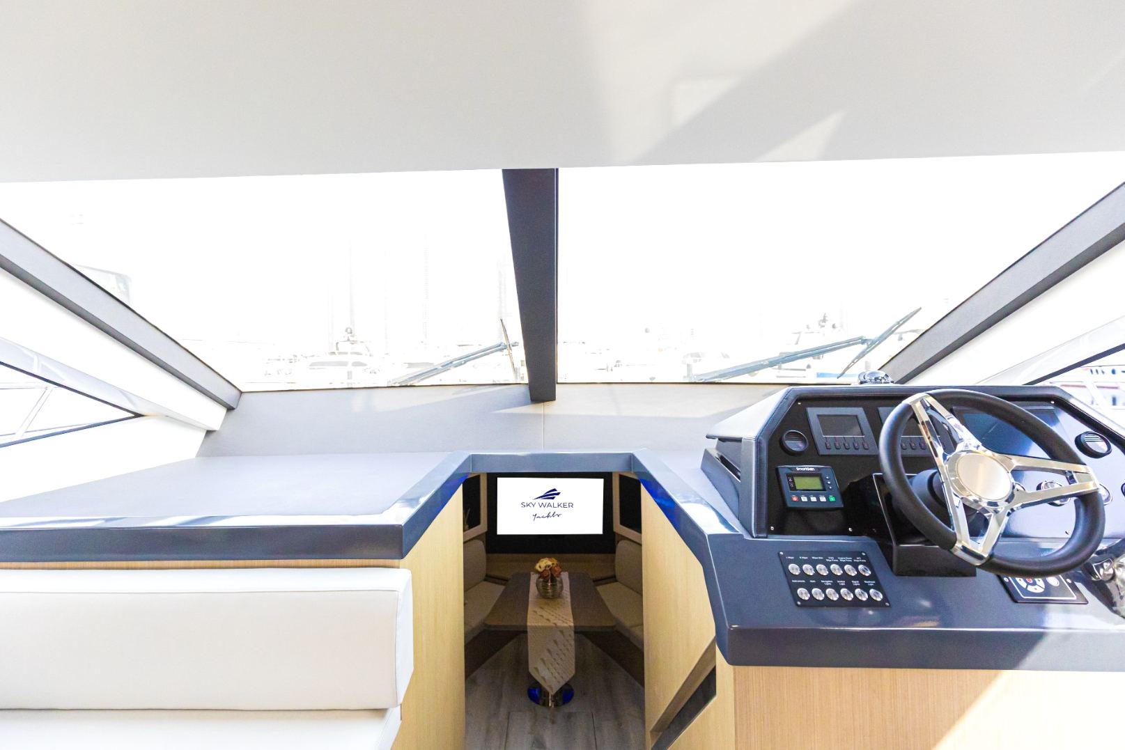Sky Walker Ebb yacht, image 4