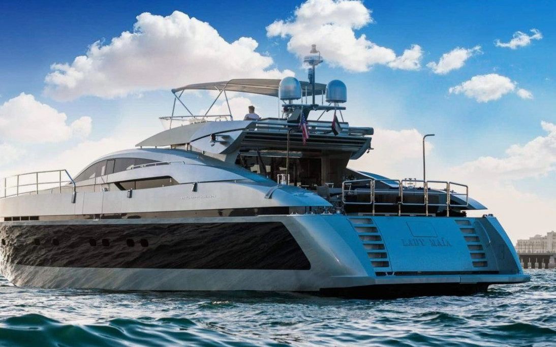 Lady Maya in Dubai, 105 ft