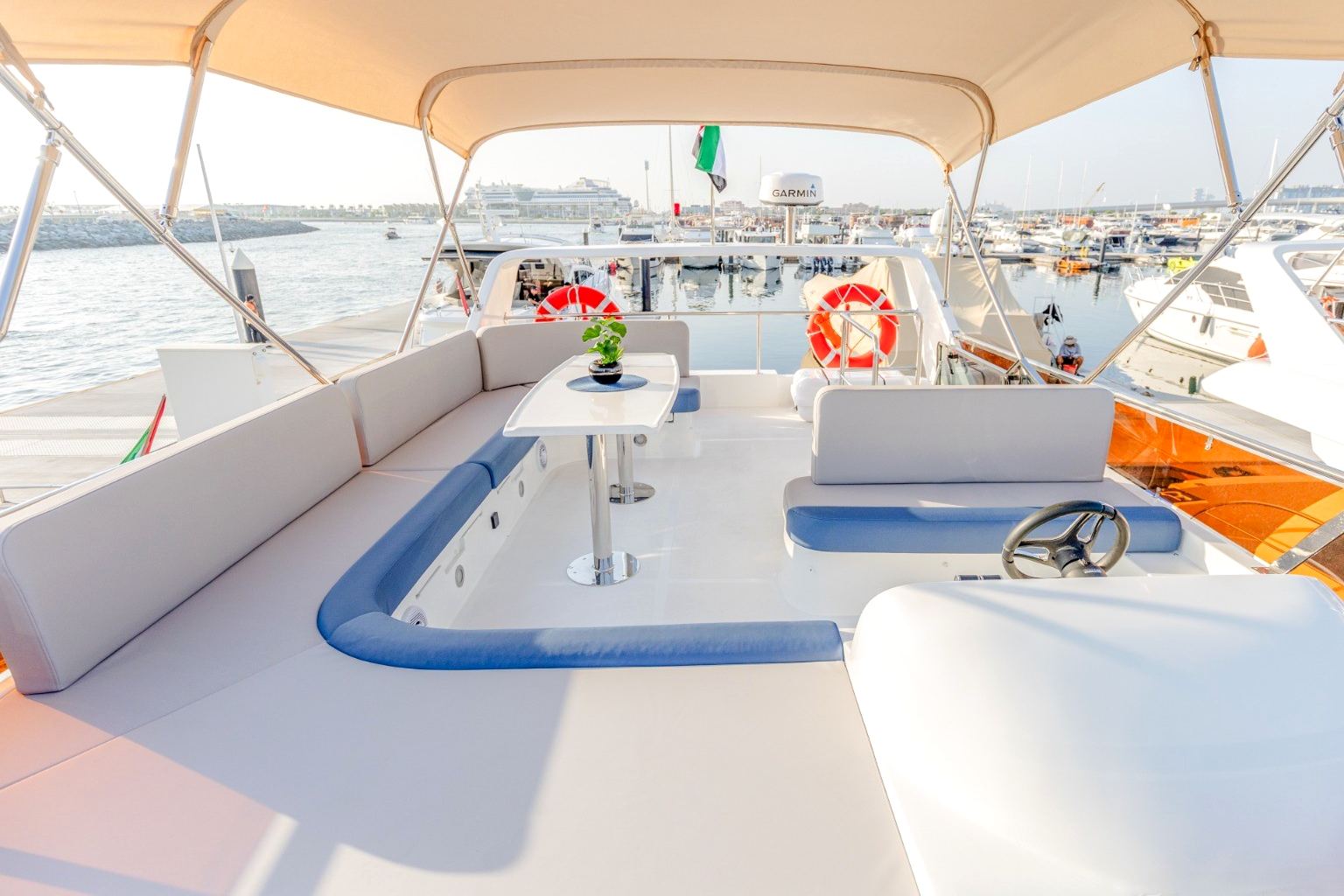 Sky Walker Rio yacht, image 3