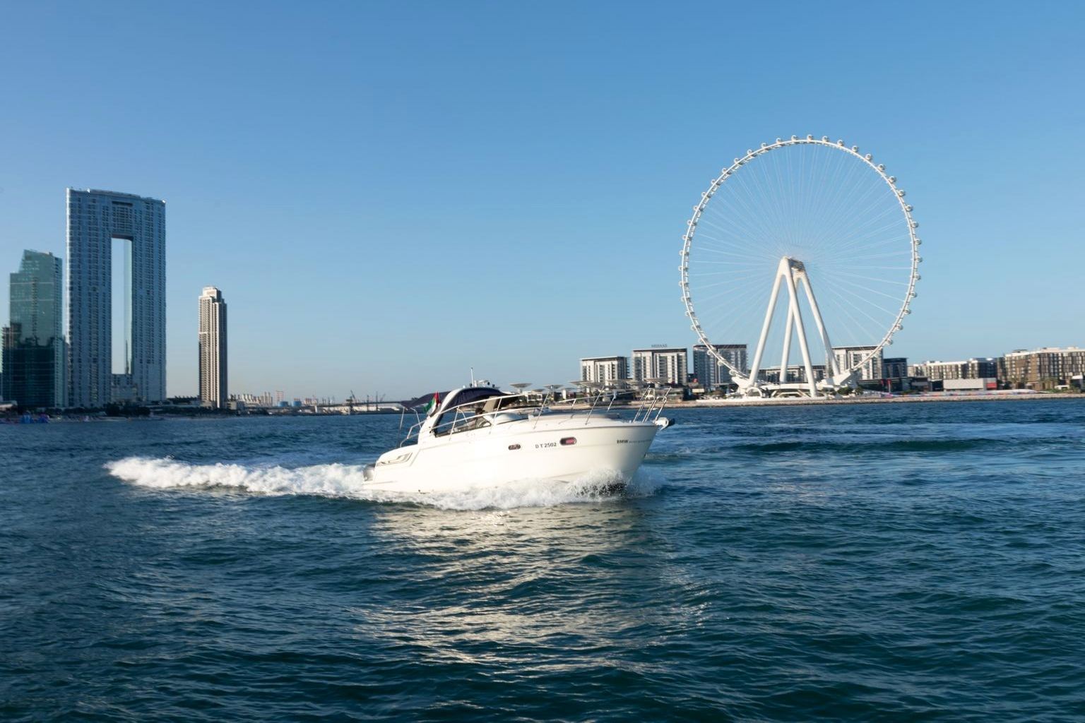 Nora yacht, image 2