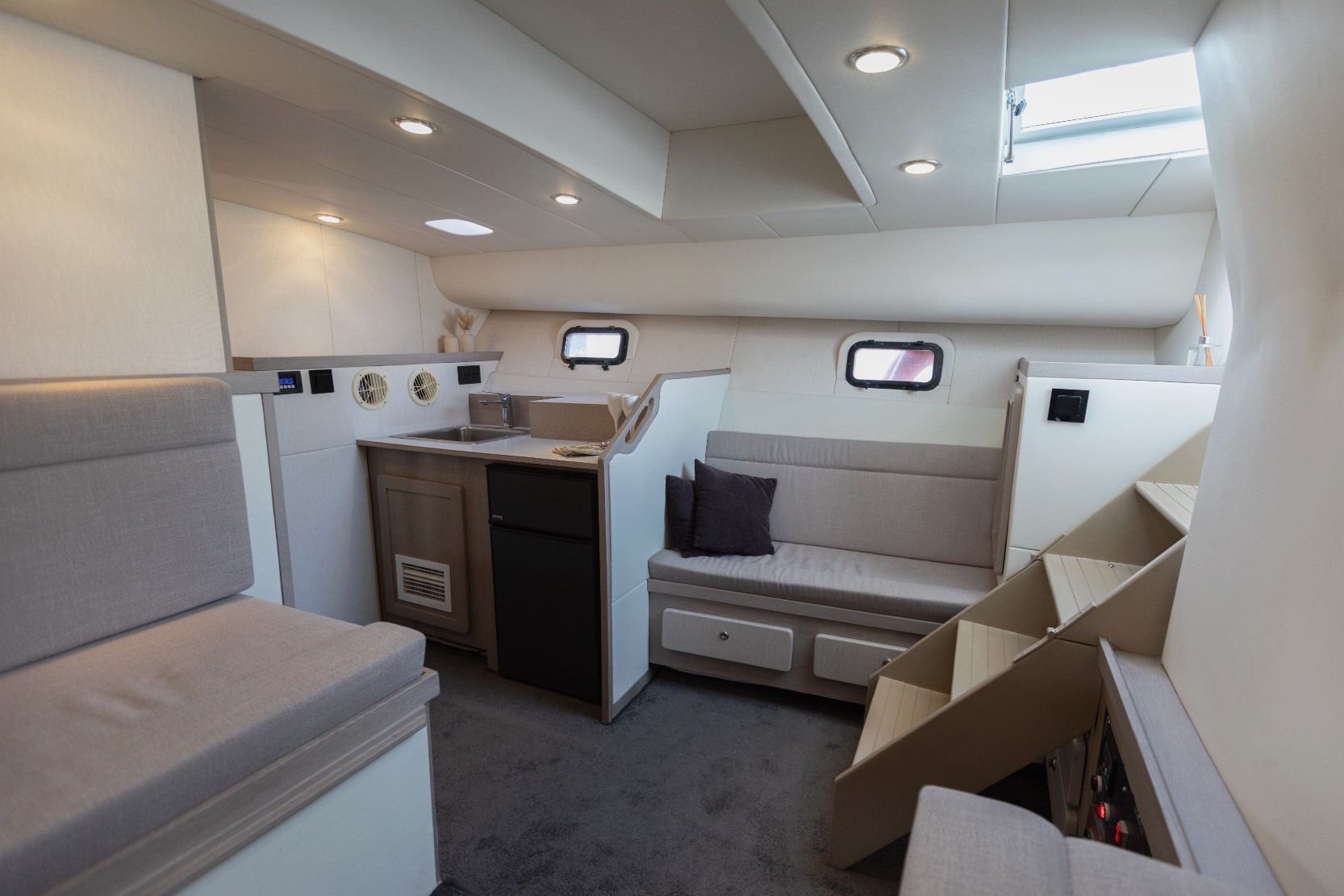 A-Salt Weapon Sport Fishing yacht, image 8