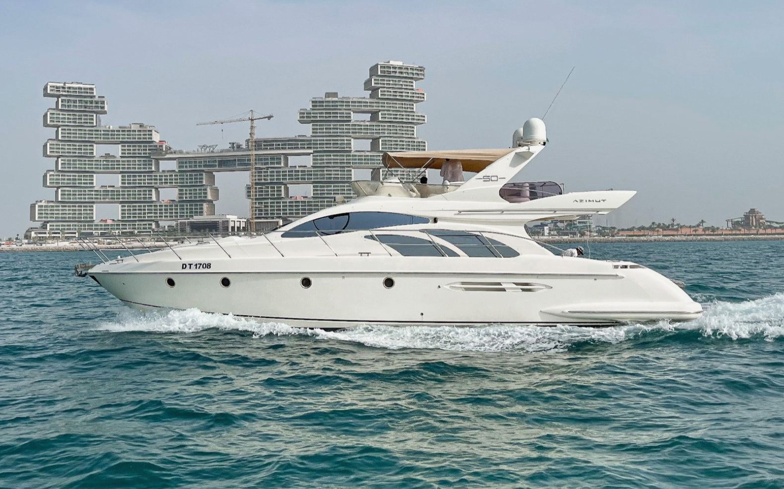Iate Azimut Grand Crew