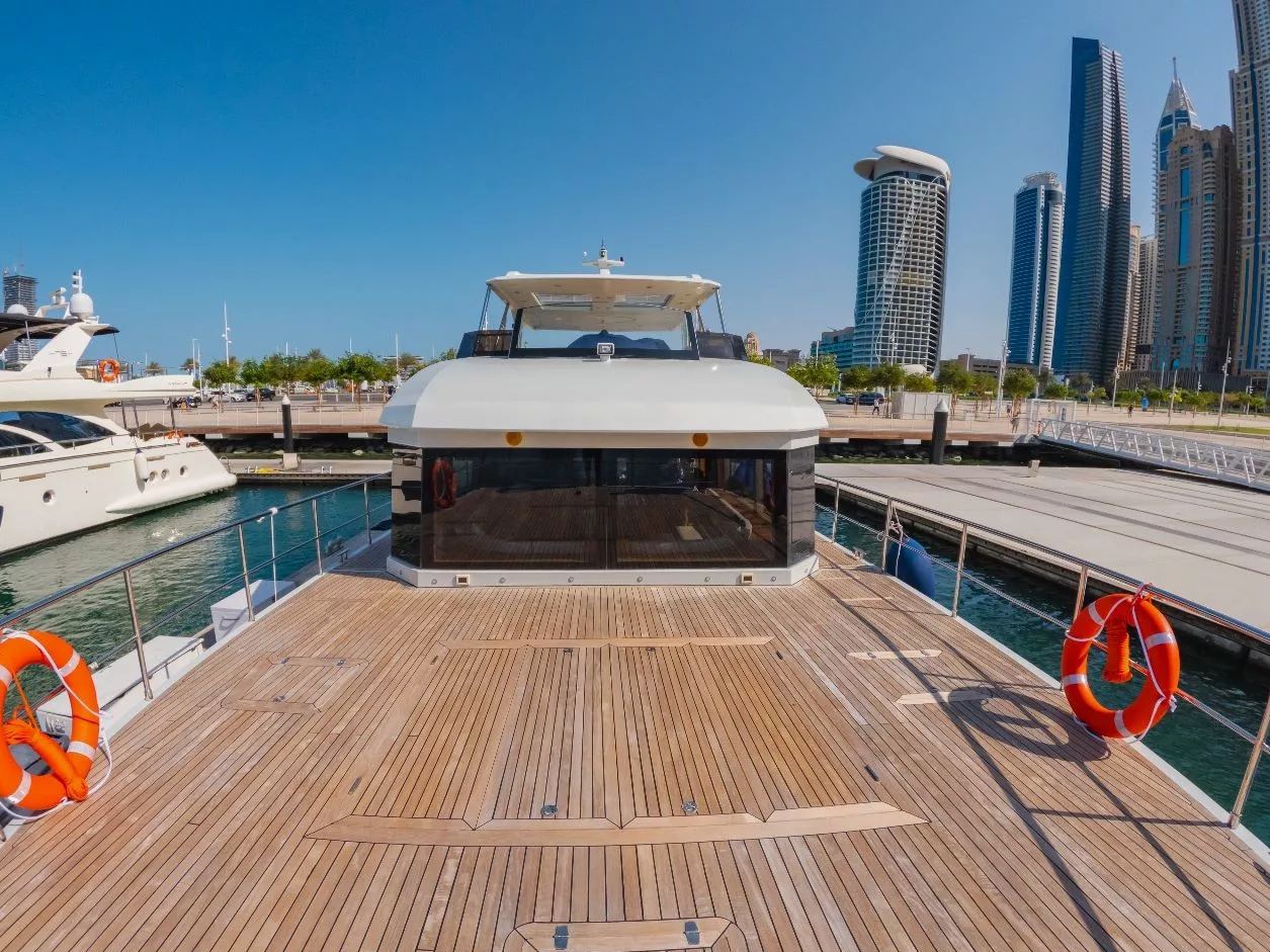 Sky Walker Explora yacht, image 6