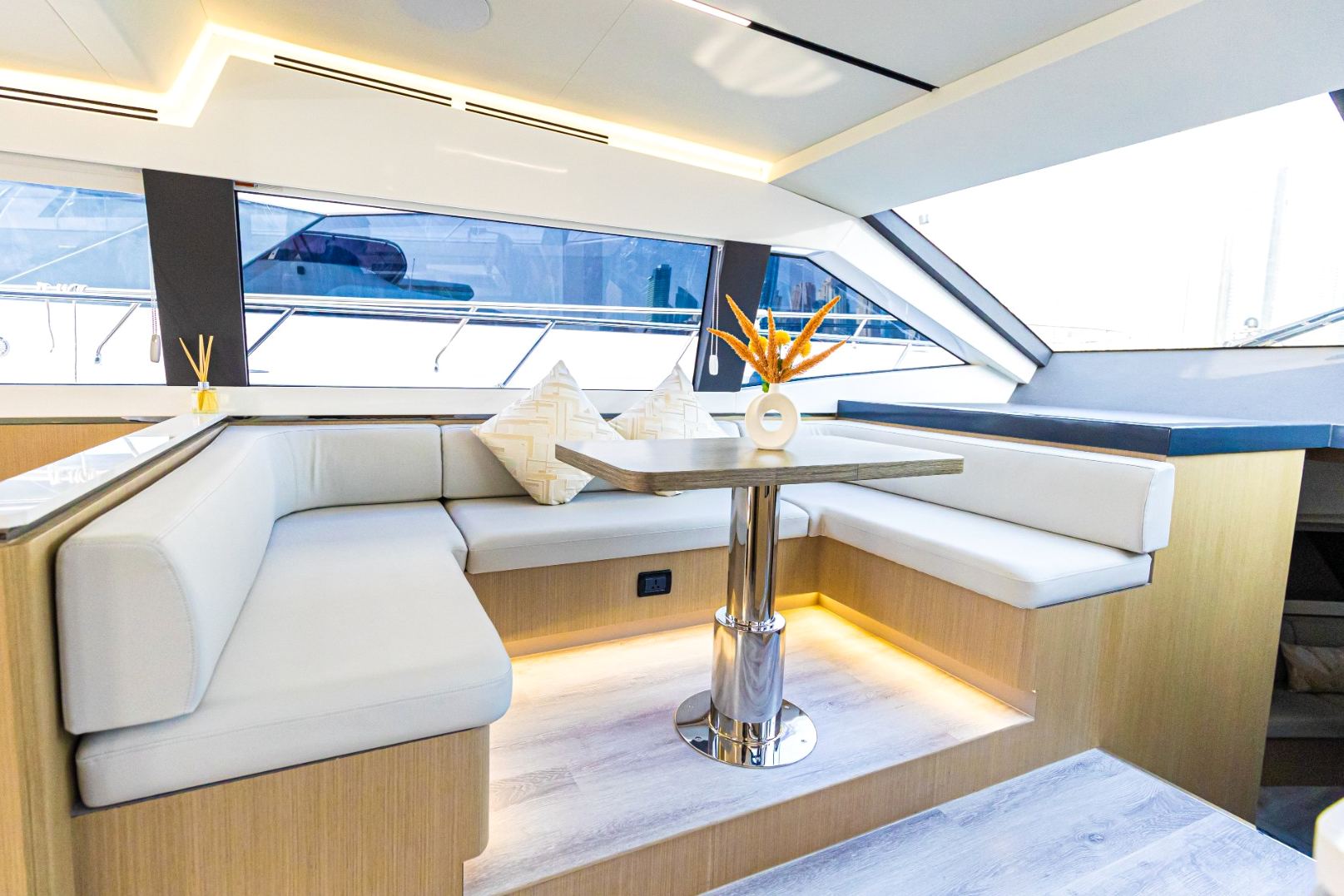 Sky Walker Ebb yacht, image 7