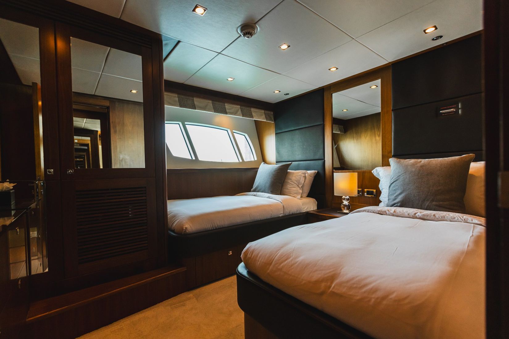 Sunseeker Lucien yacht, image 15