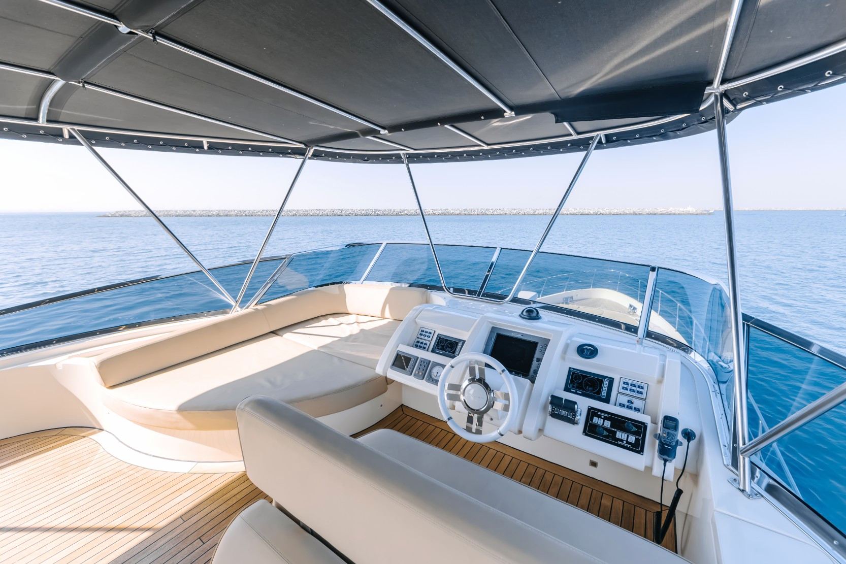 Azimut Viktoria yacht, image 16