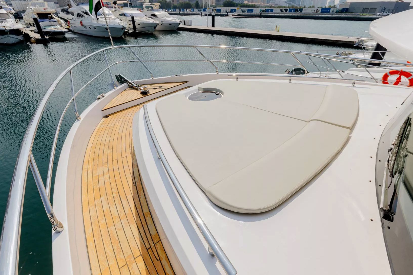 Sky Walker Reno yacht, image 7