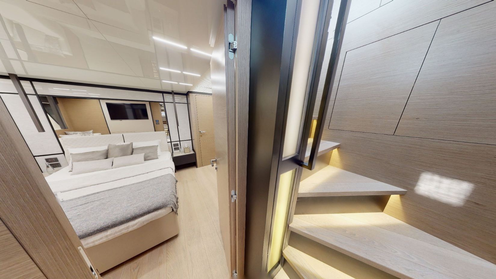 Ferretti 78 ft yacht, image 10