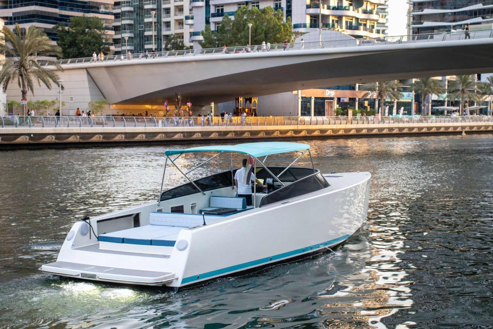 Van Dutch Connect yacht, image 7