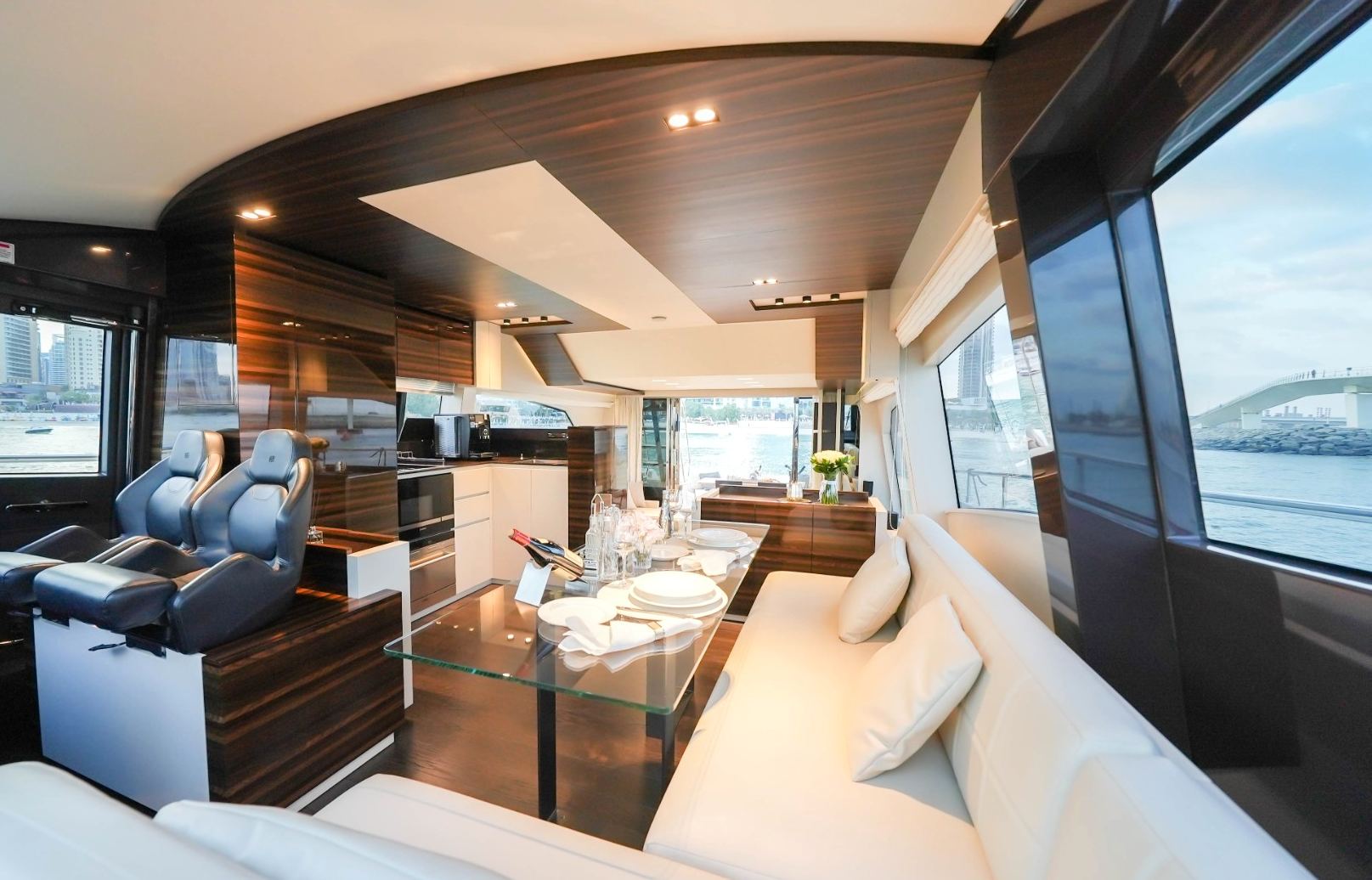 Ferretti 67 ft yacht, image 6