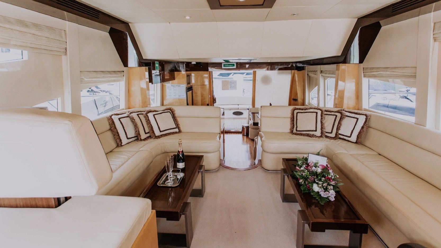 Majesty Vassia yacht, image 4