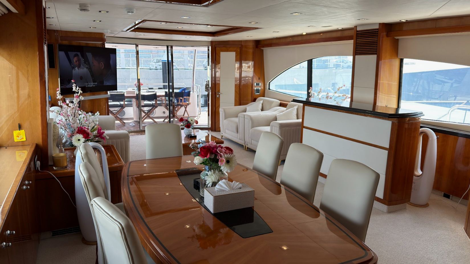 Sunseeker Aarna yacht, image 10