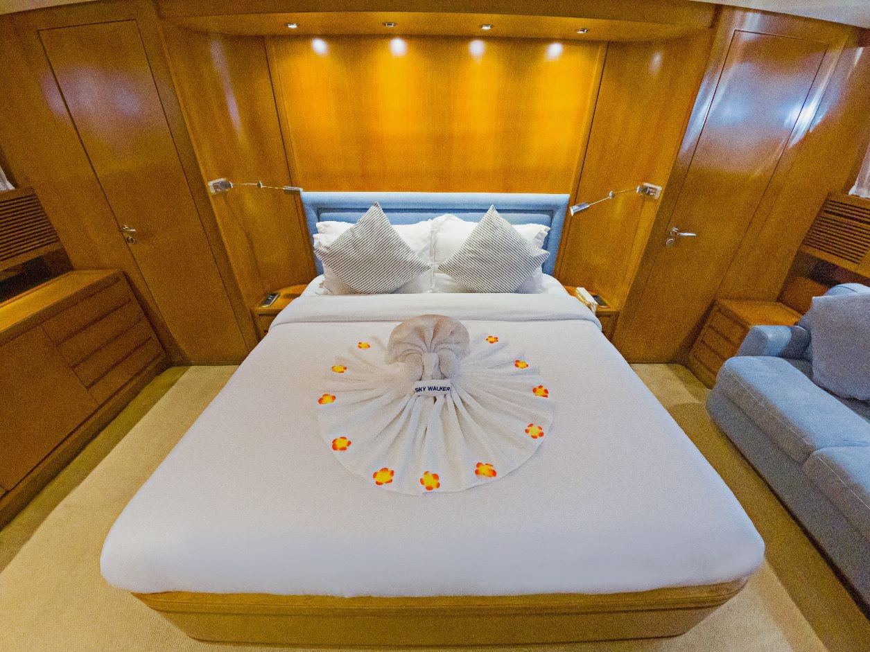 San Lorenzo yacht, image 5