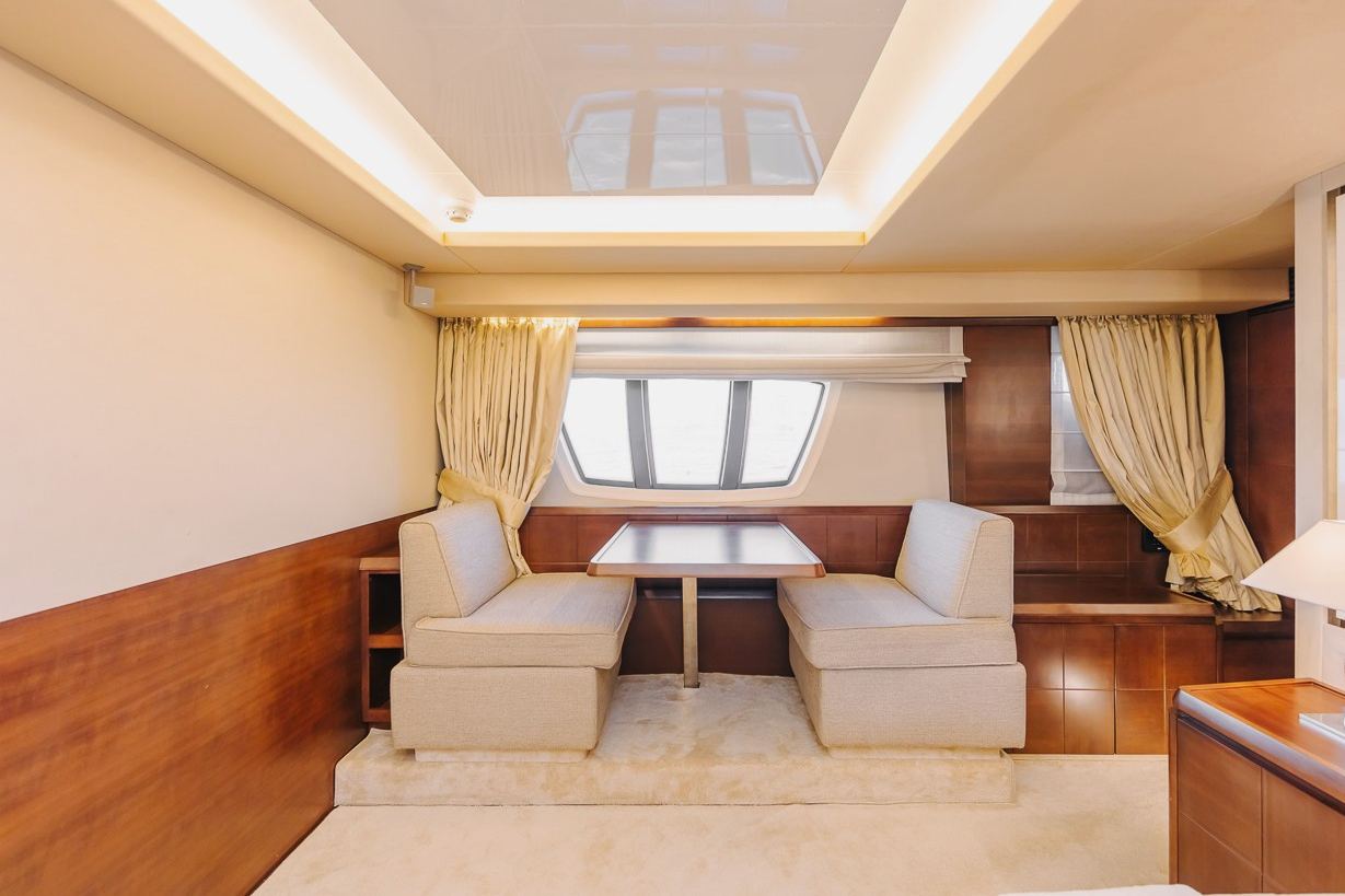 Azimut Viktoria yacht, image 12