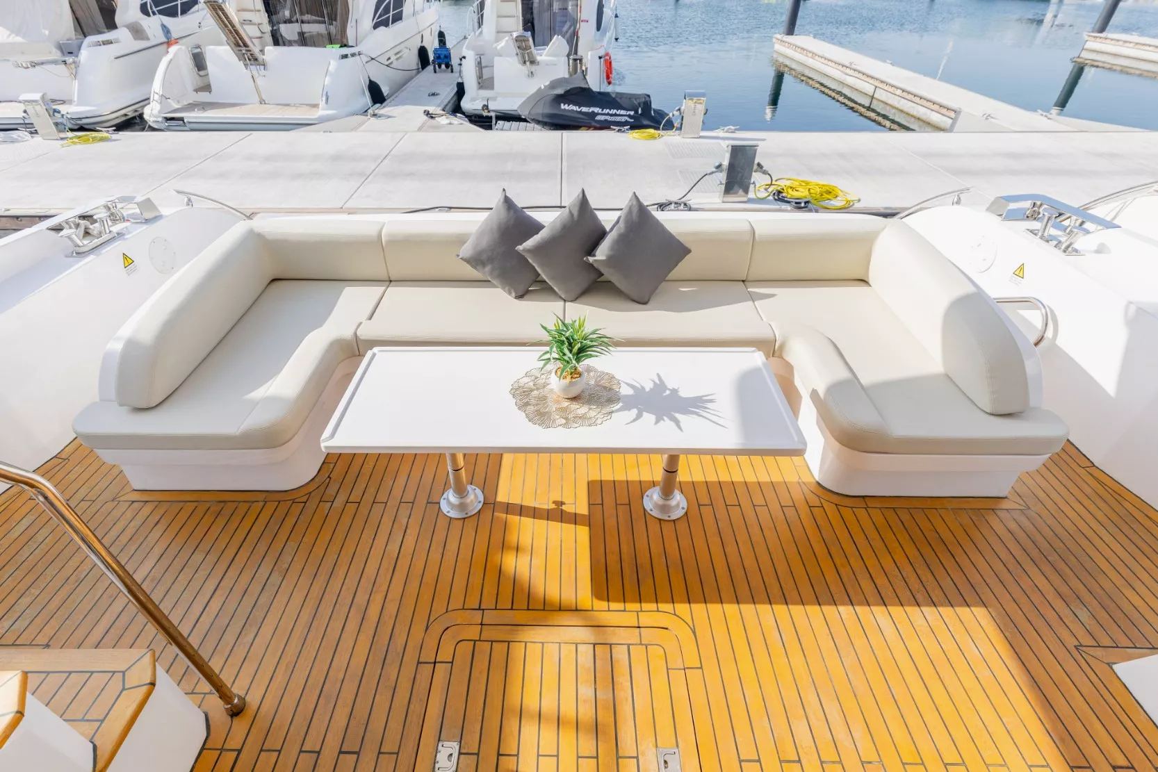 Sky Walker Fibo yacht, image 14