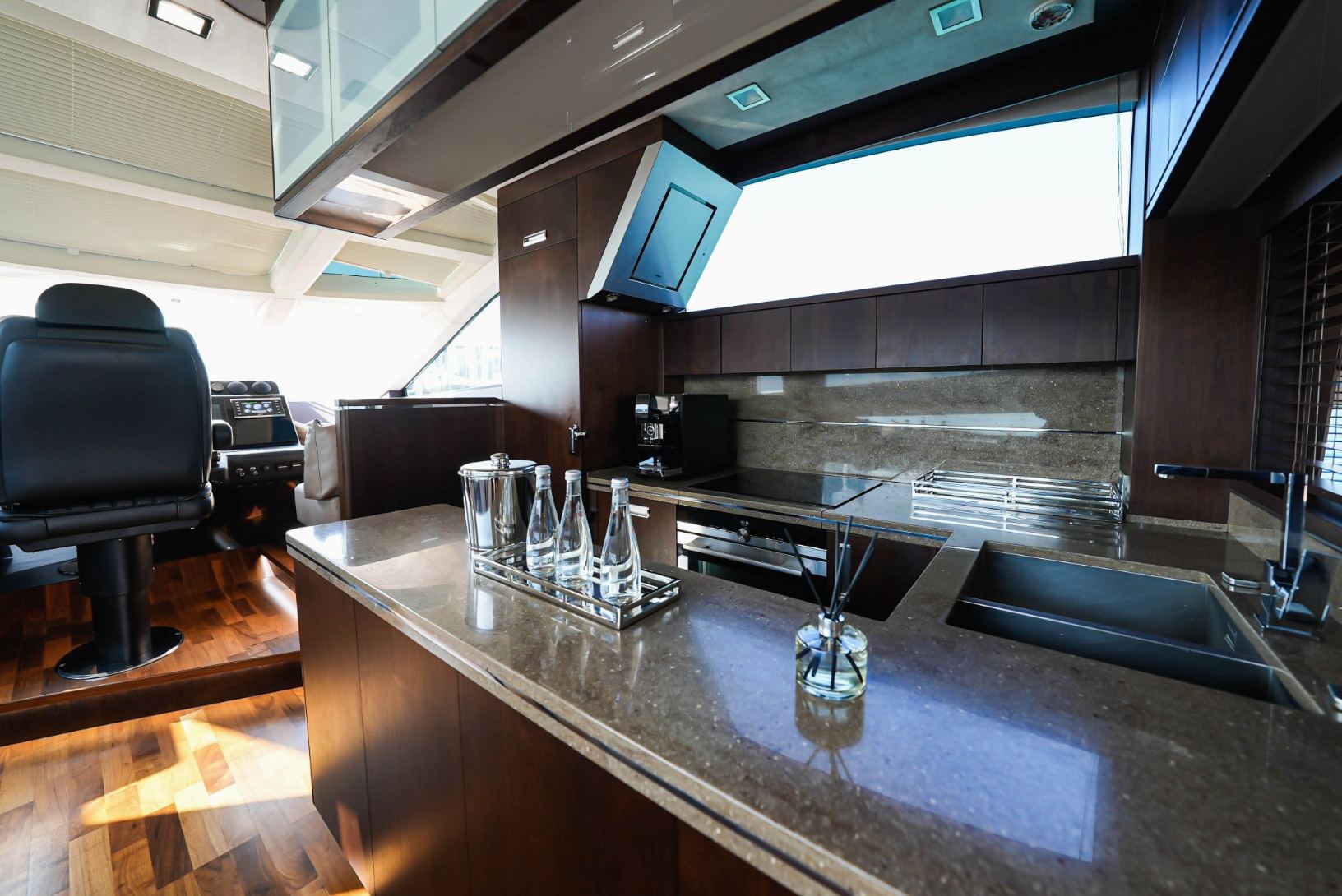 Galeon yacht, image 11