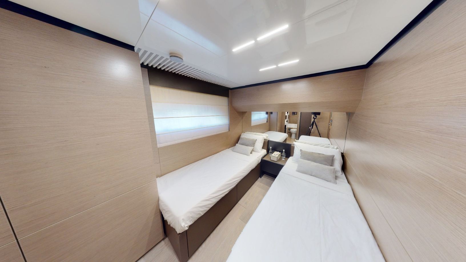 Ferretti 78 ft yacht, image 15