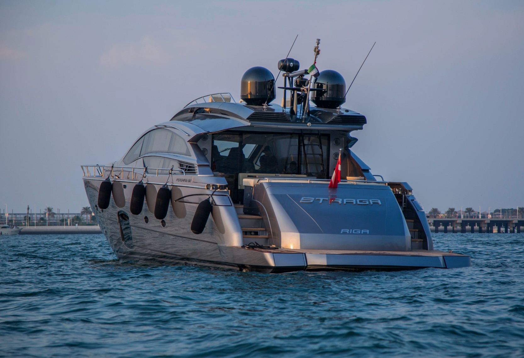Pershing yacht, image 13