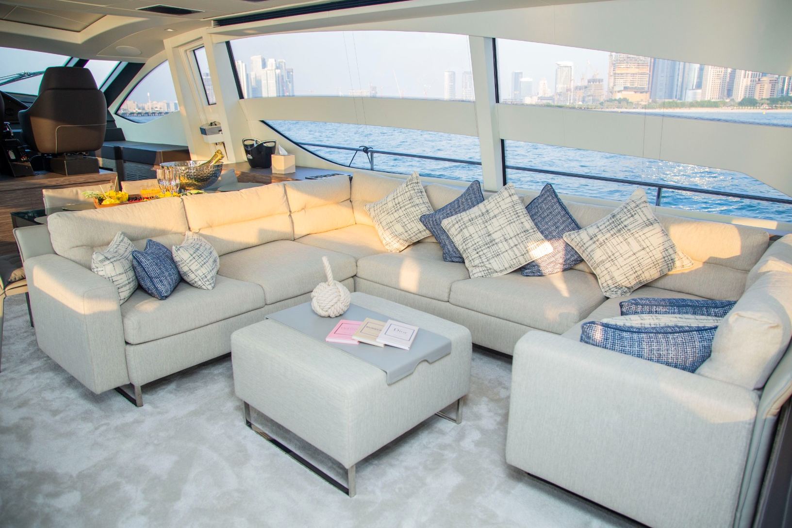 Pershing yacht, image 16