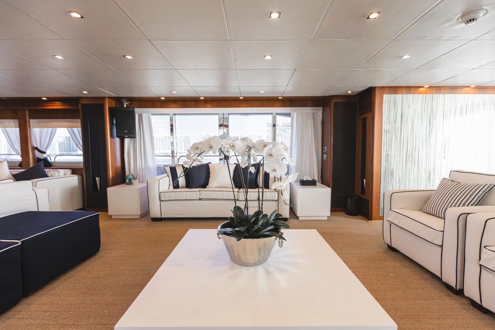 Sunseeker Lucien yacht, image 3