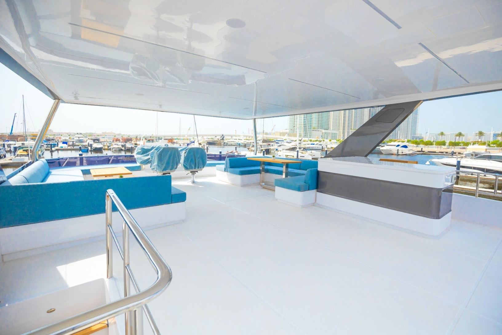 Sky Walker Volare yacht, image 7