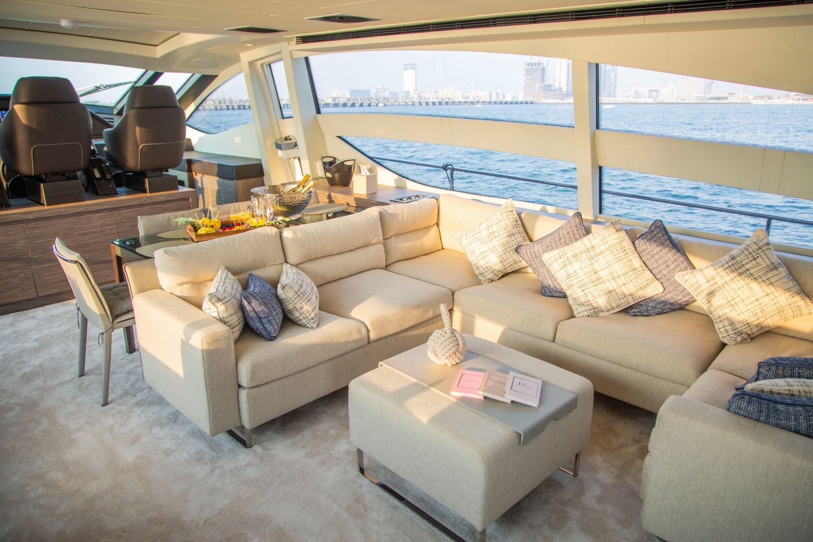 Pershing yacht, image 12