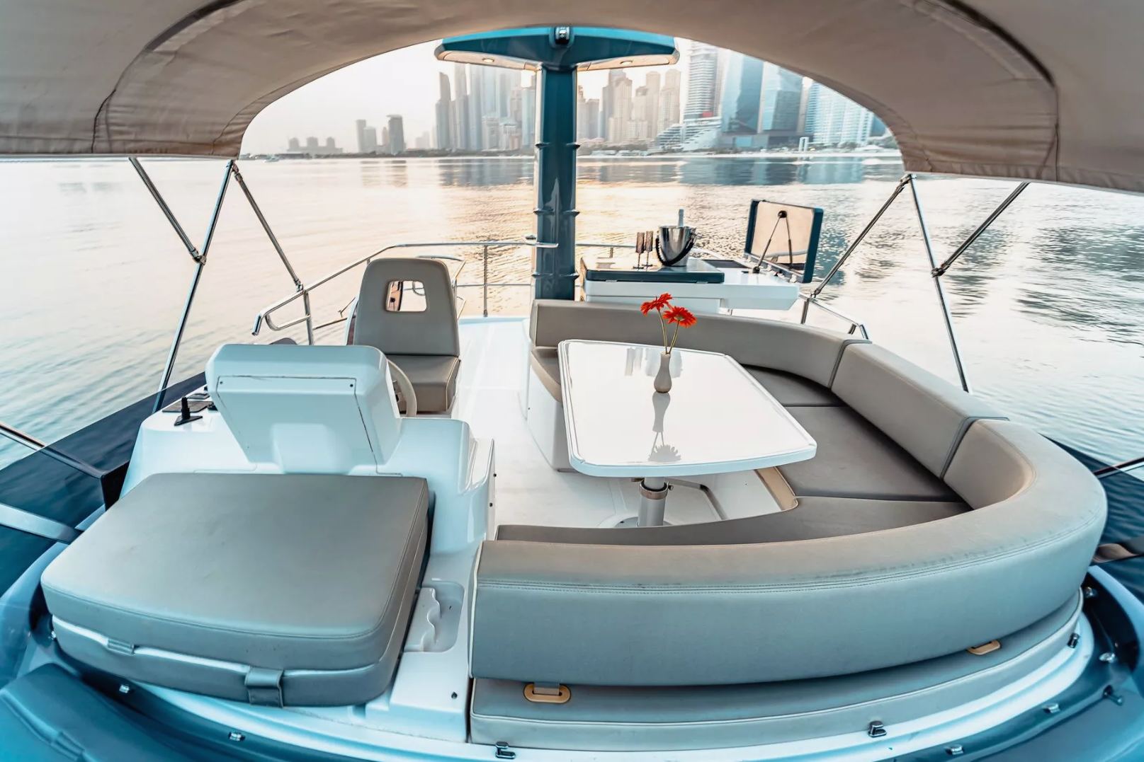 Azimut Magellano 43 ft yacht, image 8