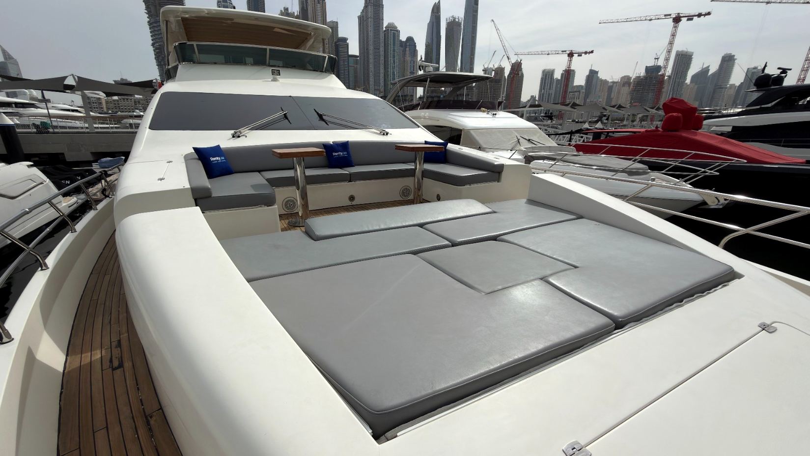 Azimut Satisfaction yacht, image 8