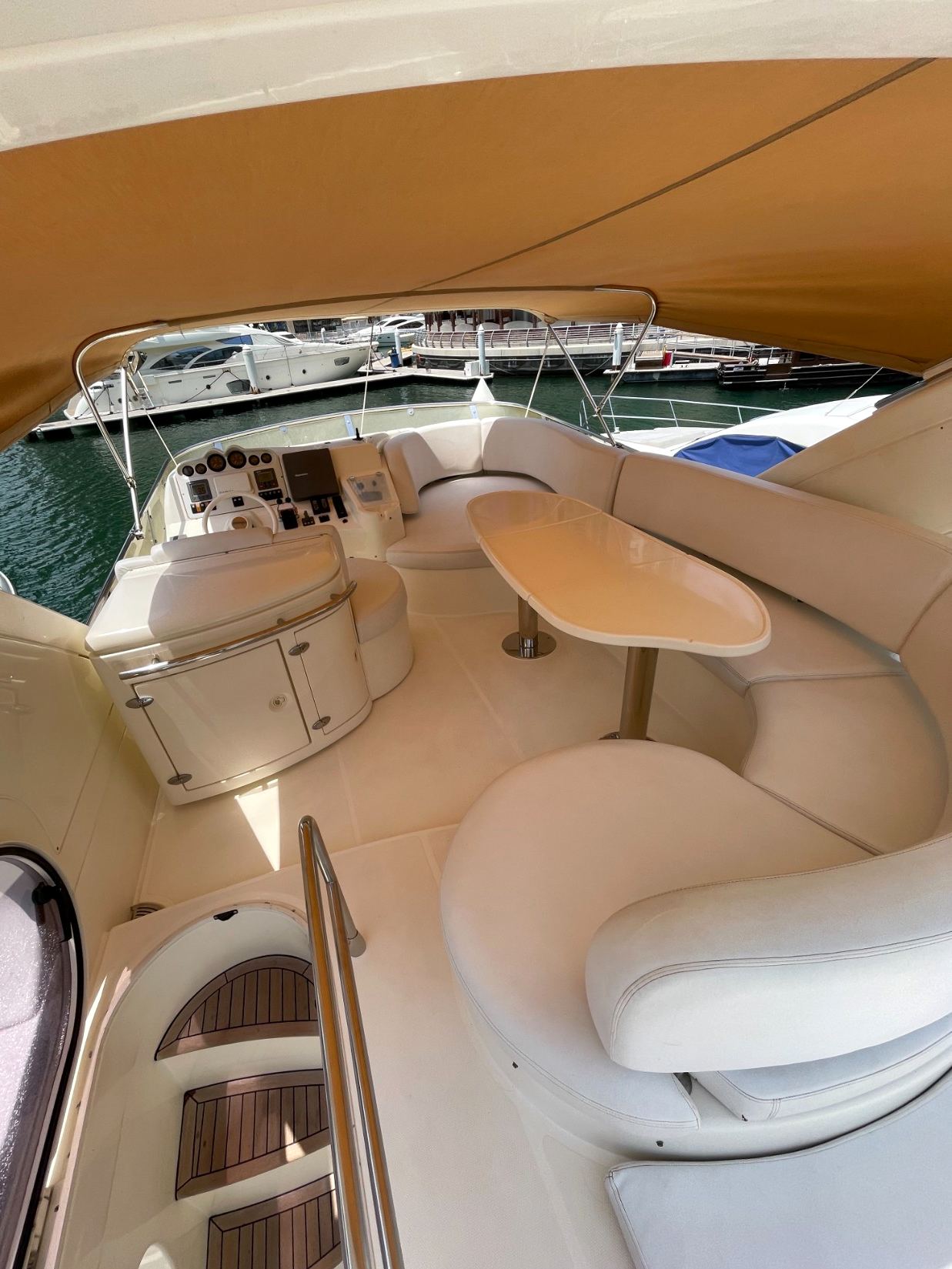 Azimut Grand Crew yacht, image 7